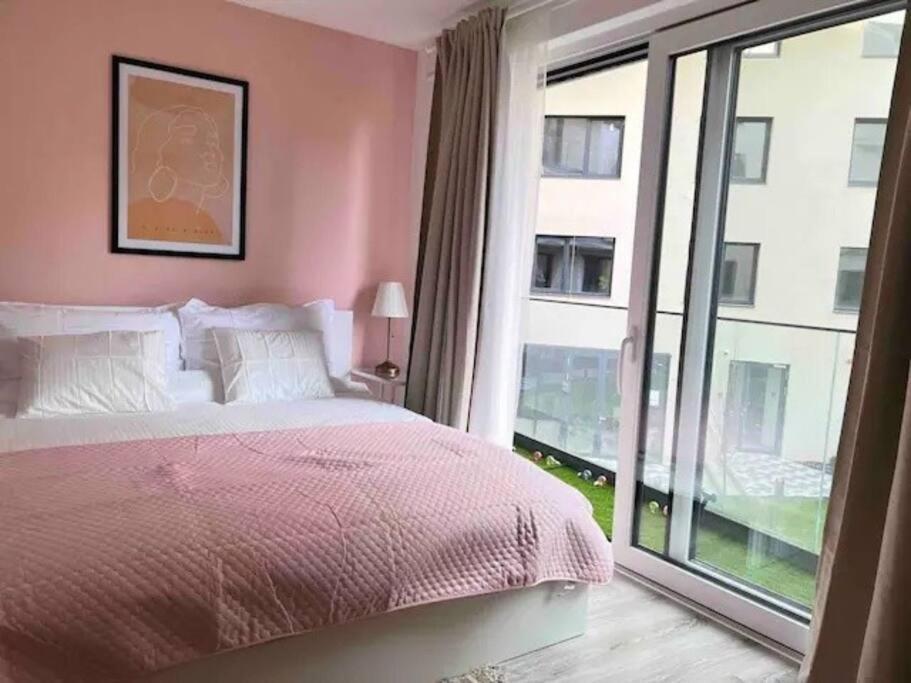 בודפשט B104 - Liberty Bridge Lovely Home With Free Parking מראה חיצוני תמונה