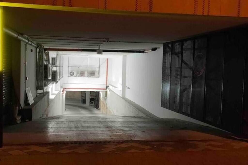 בודפשט B104 - Liberty Bridge Lovely Home With Free Parking מראה חיצוני תמונה